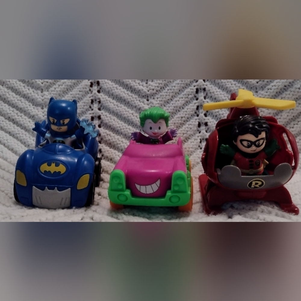Fisher Price Little People Batman Robin Joker And Car Helicopter DC Super Friend